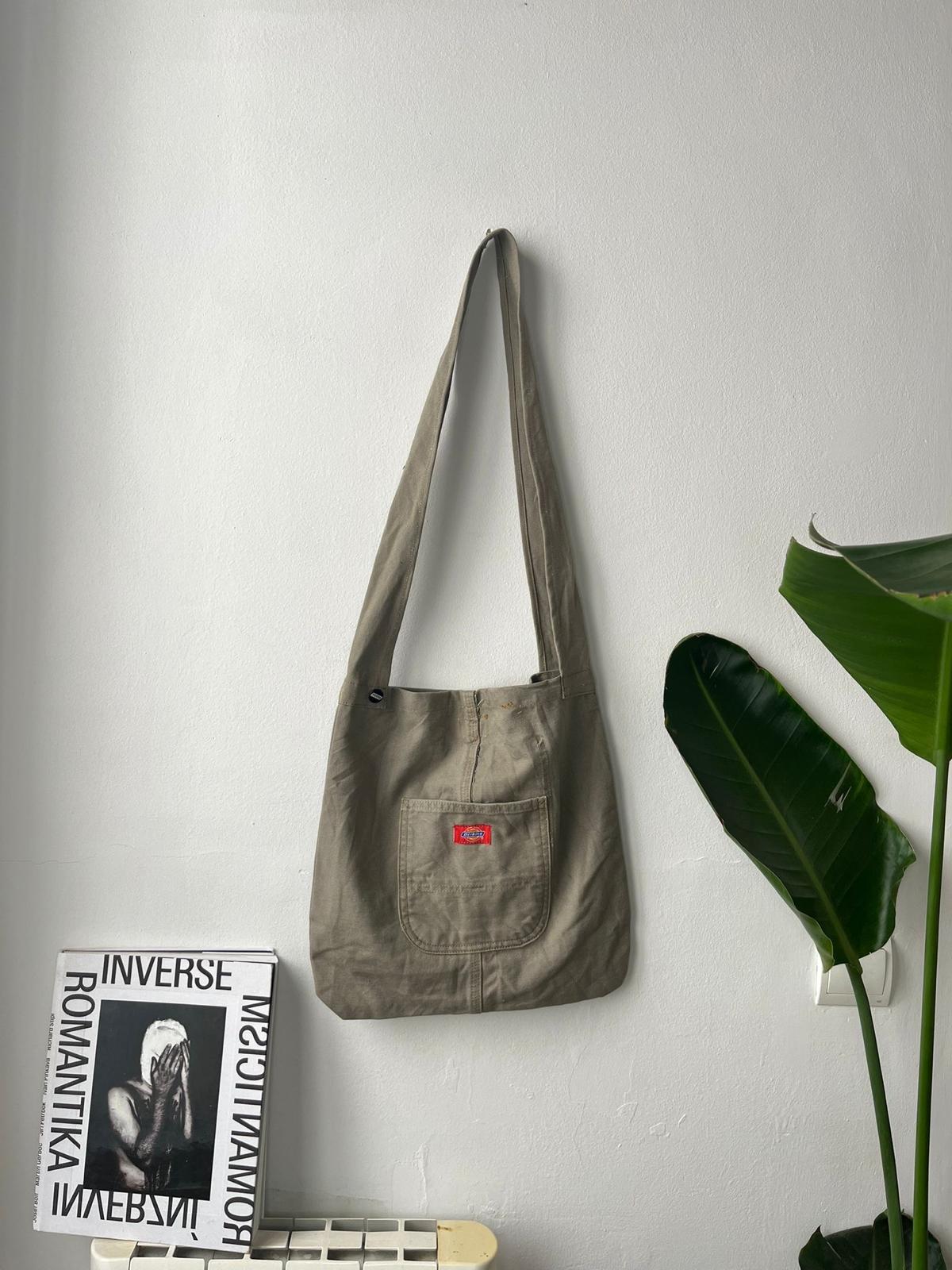 Dark Khaki