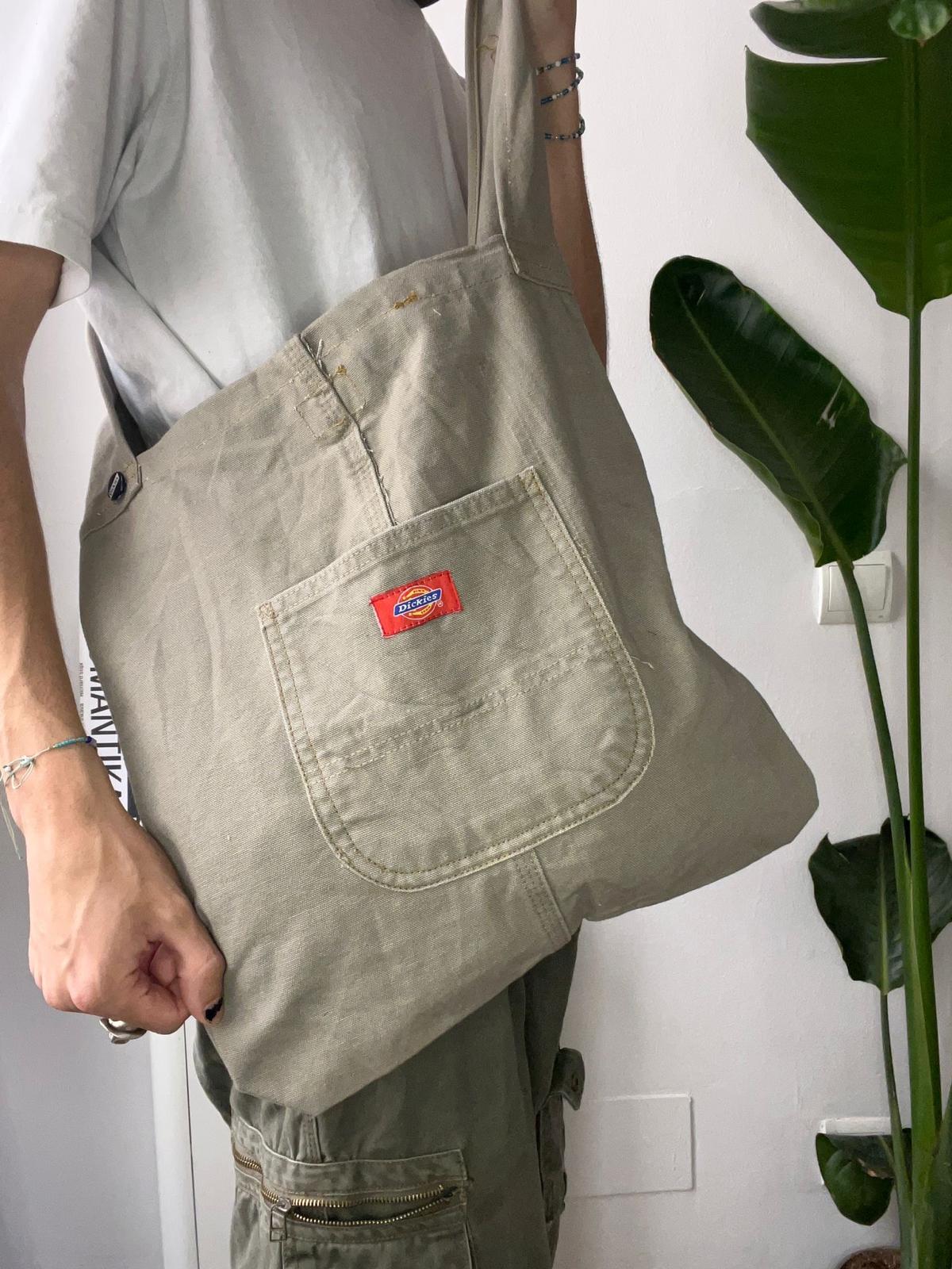 Dark Khaki